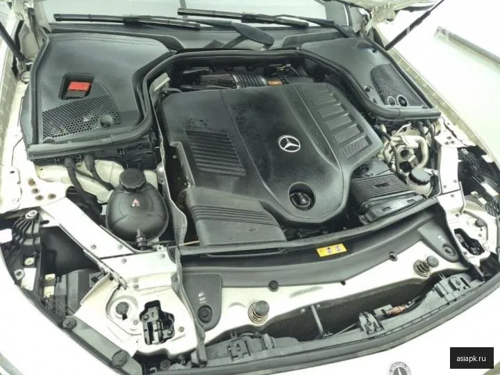 Mercedes-Benz CLS-Class 6