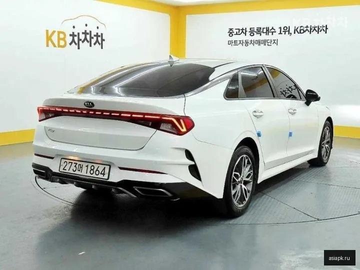 Kia K5 4