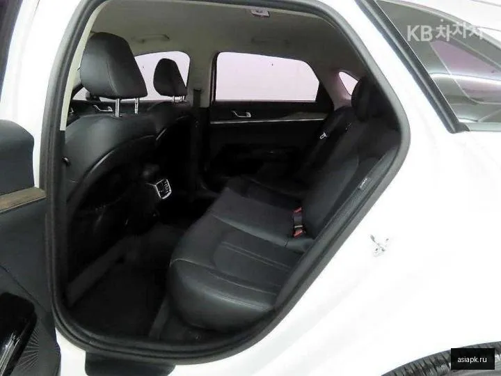 Kia K5 6