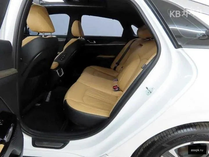 Kia K5 6