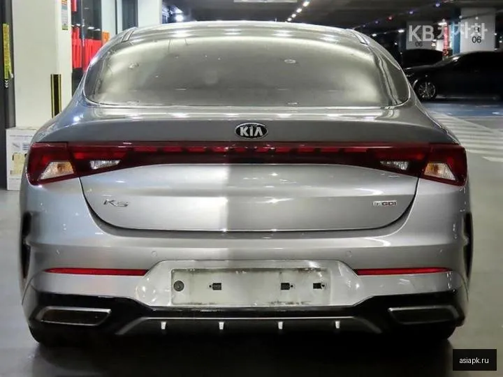 Kia K5 5