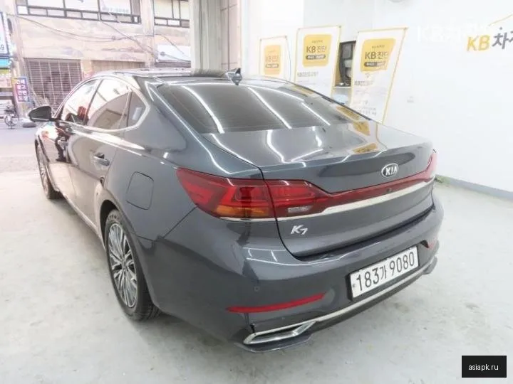 Kia K7 4