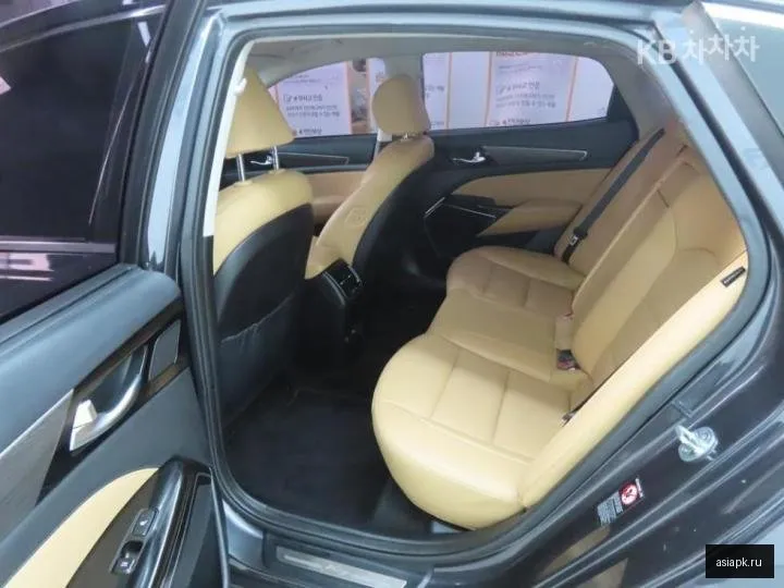 Kia K7 6