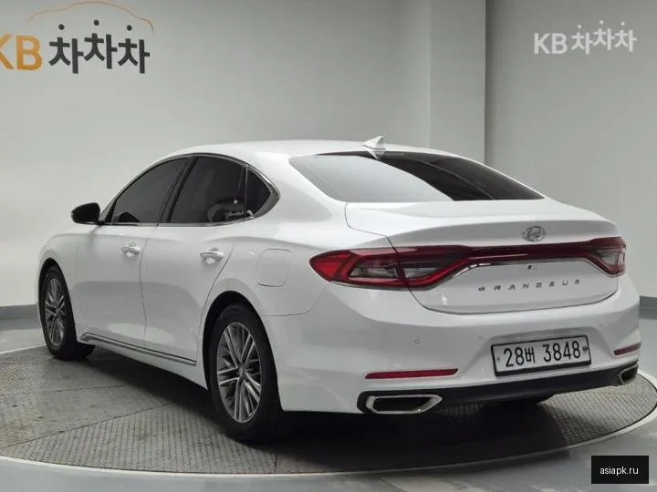 Hyundai Grandeur 2