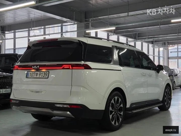 Kia Carnival 6