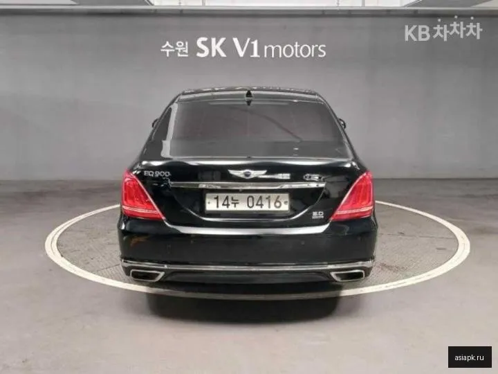 Genesis G90 3
