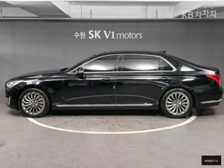 Genesis G90 4