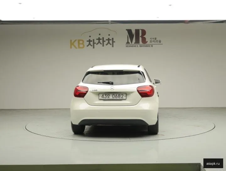 Mercedes-Benz A-Class 3