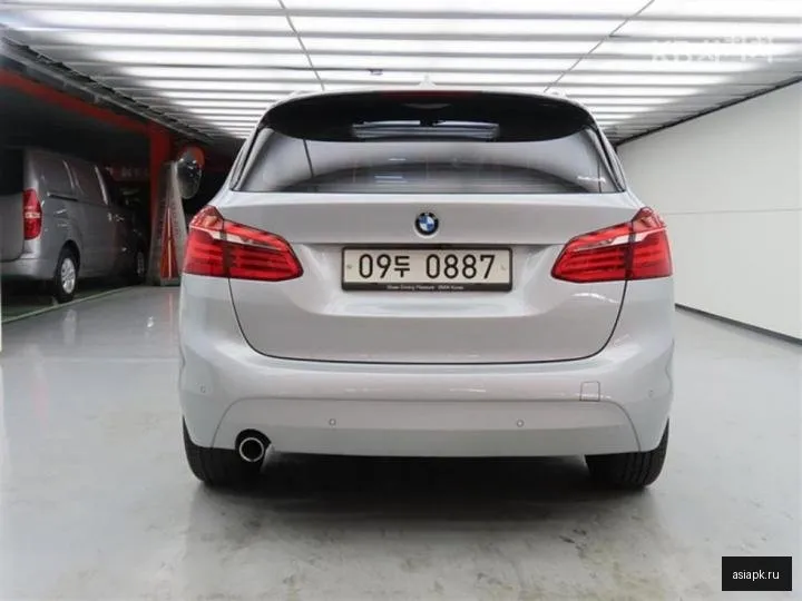 BMW 2-Series 4