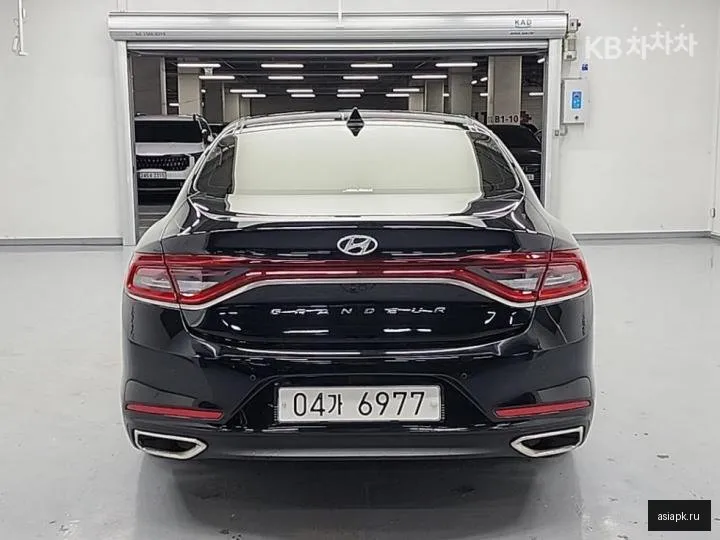 Hyundai Grandeur 3