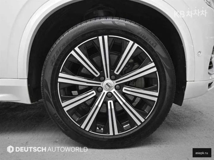 Volvo XC90 5