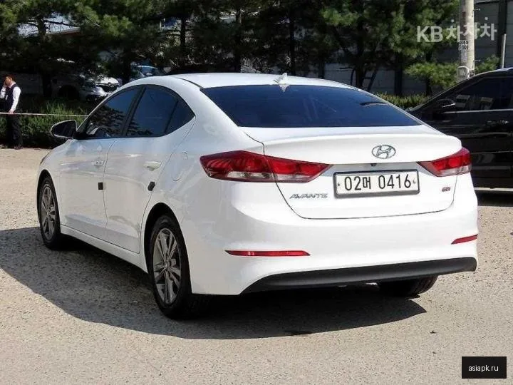 Hyundai Avante 3