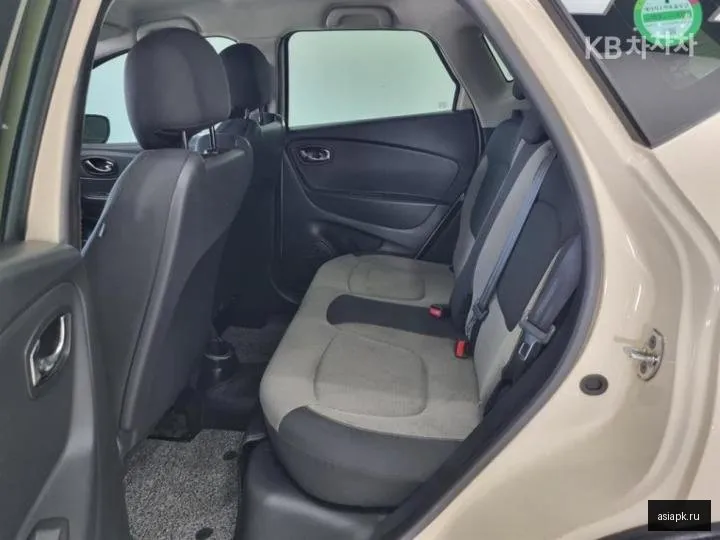 Renault Captur 5