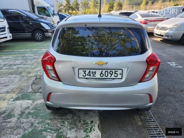 Chevrolet Spark 5