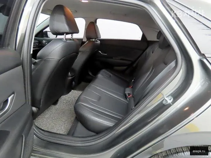 Hyundai Avante 6