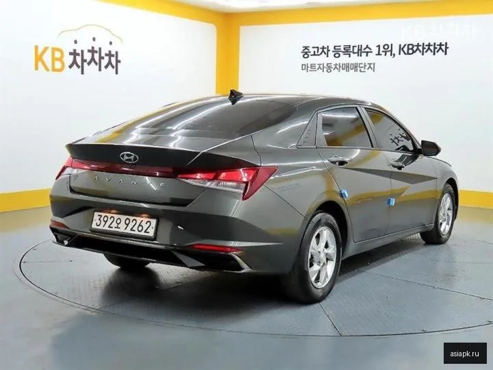 Hyundai Avante 4