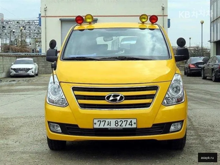 Hyundai Starex