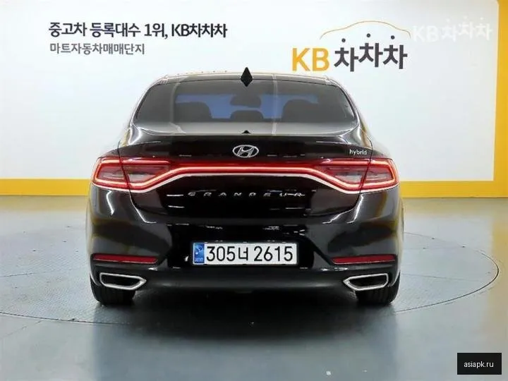 Hyundai Grandeur 3