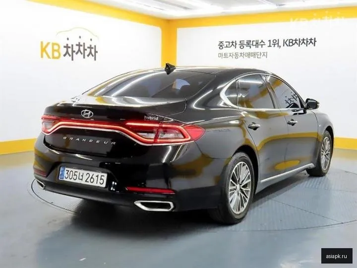 Hyundai Grandeur 4
