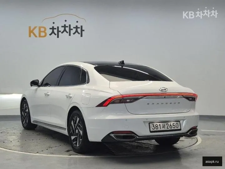 Hyundai Grandeur 2