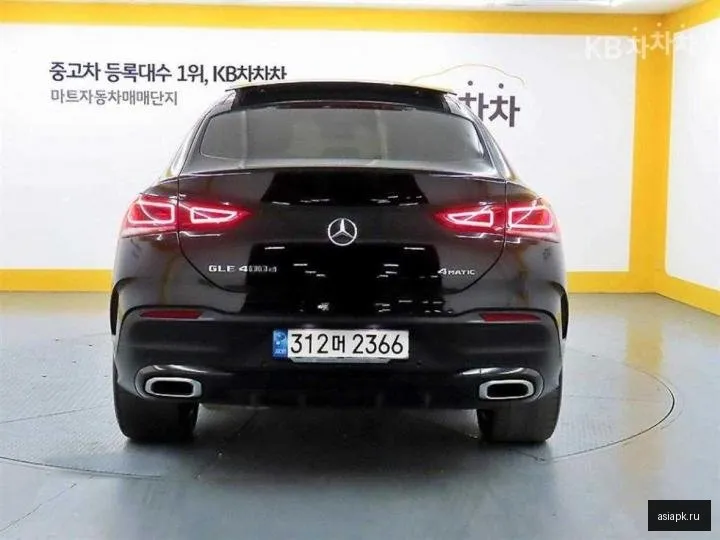 Mercedes-Benz GLE-Class 3