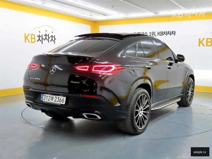Mercedes-Benz GLE-Class 4
