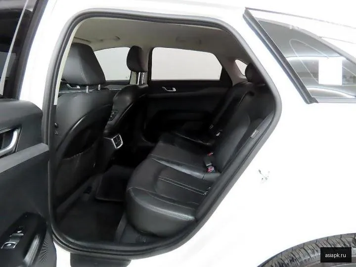 Kia K5 6