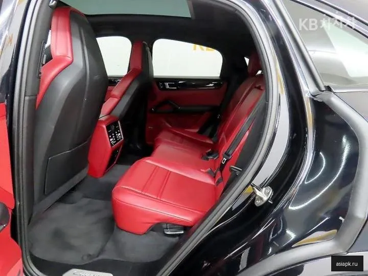 Porsche Cayenne 6