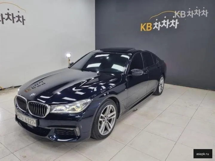 BMW 7-Series 2