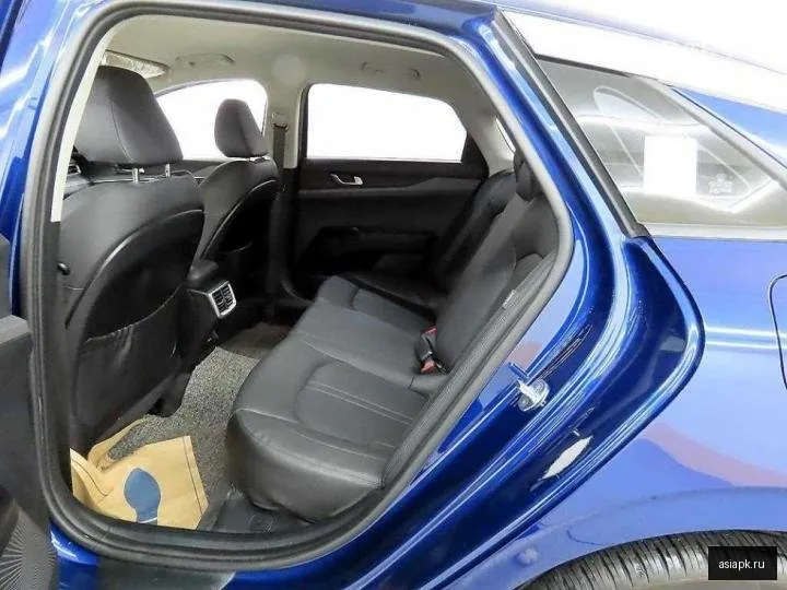 Kia K5 6