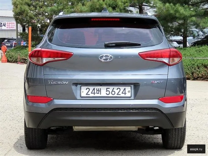 Hyundai Tucson 4