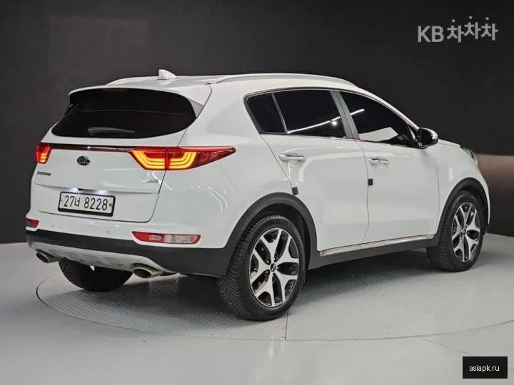 Kia Sportage 4