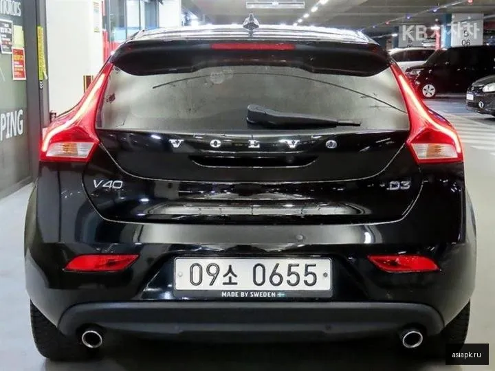 Volvo V40 5