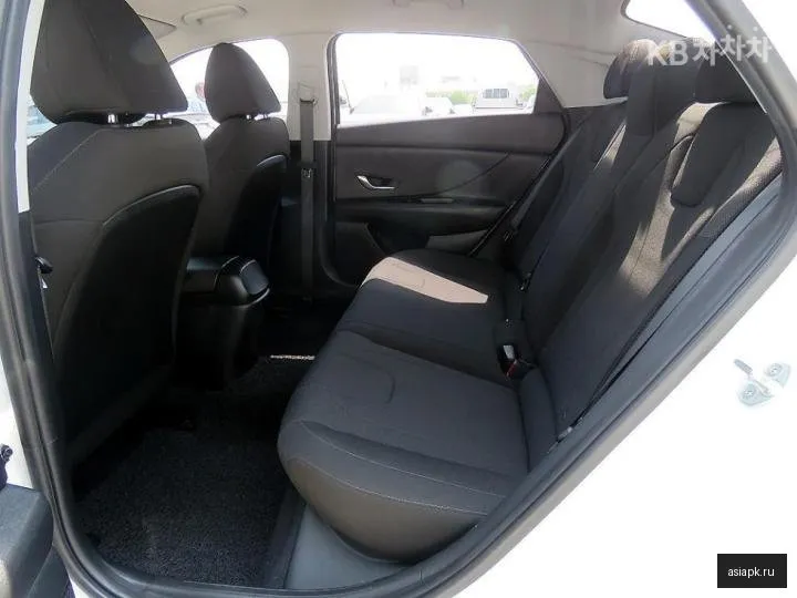 Hyundai Avante 6