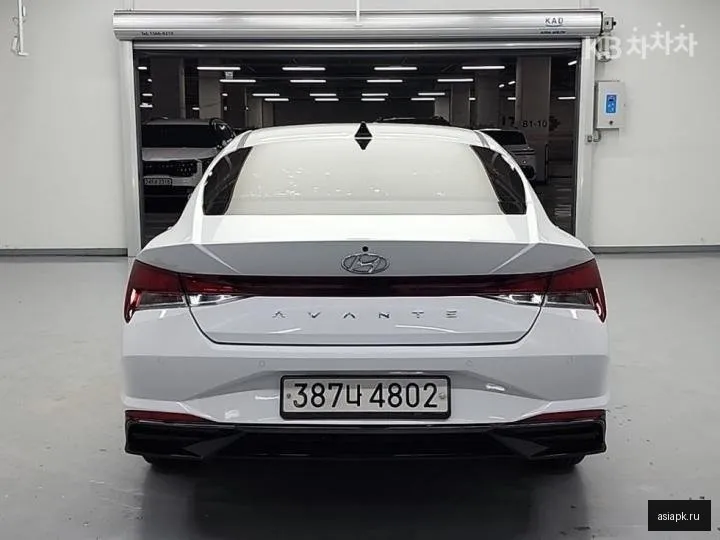 Hyundai Avante 3