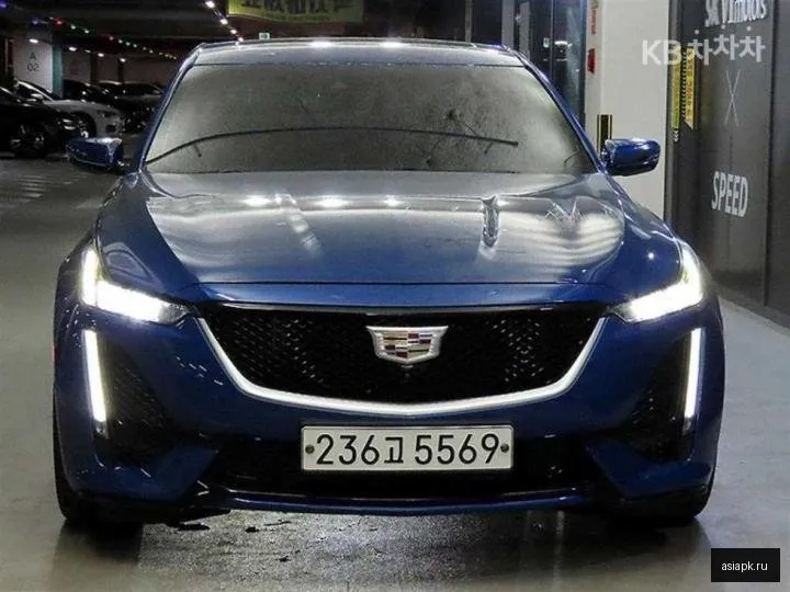 Cadillac CT5 2