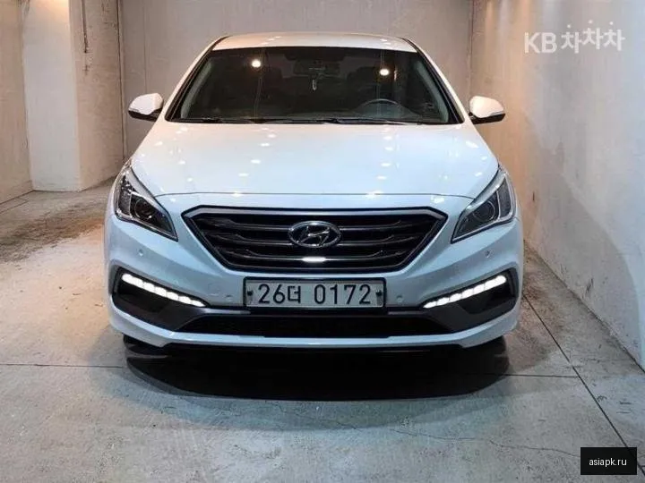 Hyundai Sonata 2