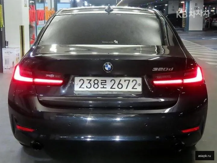 BMW 3-Series 5