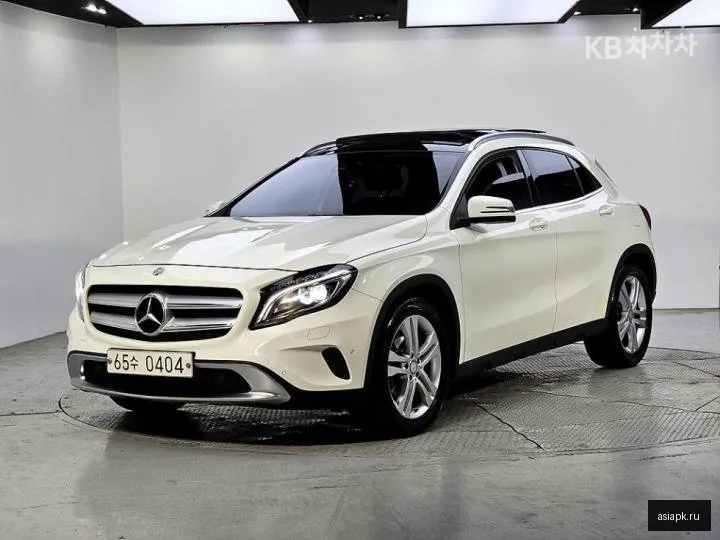 Mercedes-Benz GLA-Class