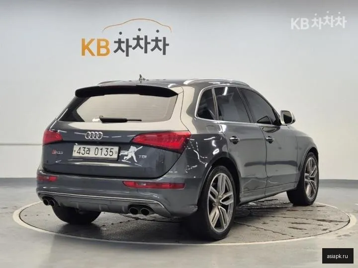 Audi SQ5 3