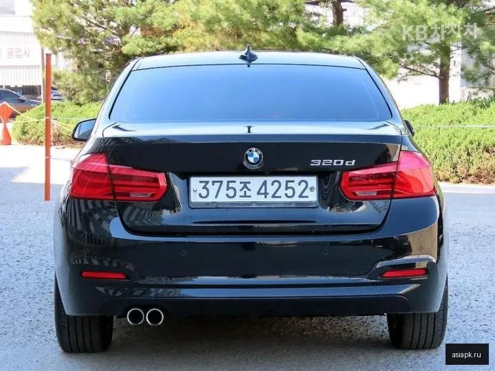 BMW 3-Series 4
