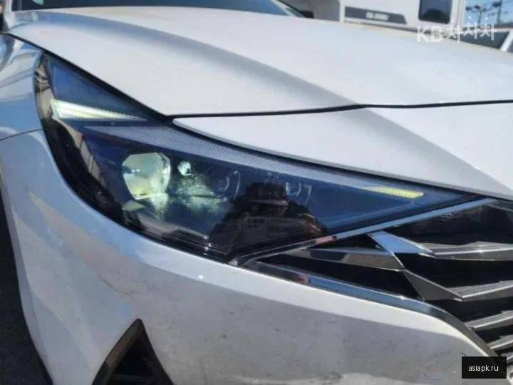 Hyundai Avante 3