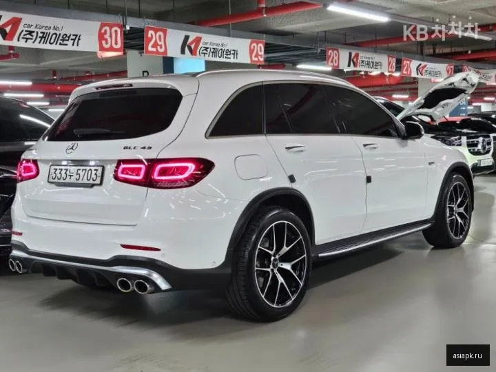 Mercedes-Benz GLC-Class 3