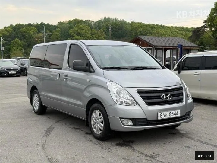 Hyundai Starex 2