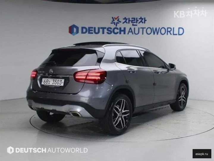 Mercedes-Benz GLA-Class AMG 2