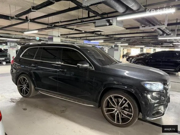 Mercedes-Benz GLS-Class 2