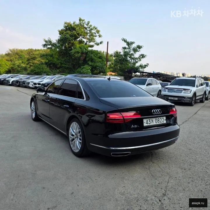 Audi A8 4