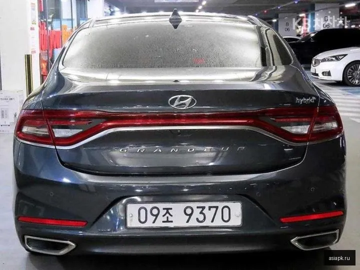 Hyundai Grandeur 5