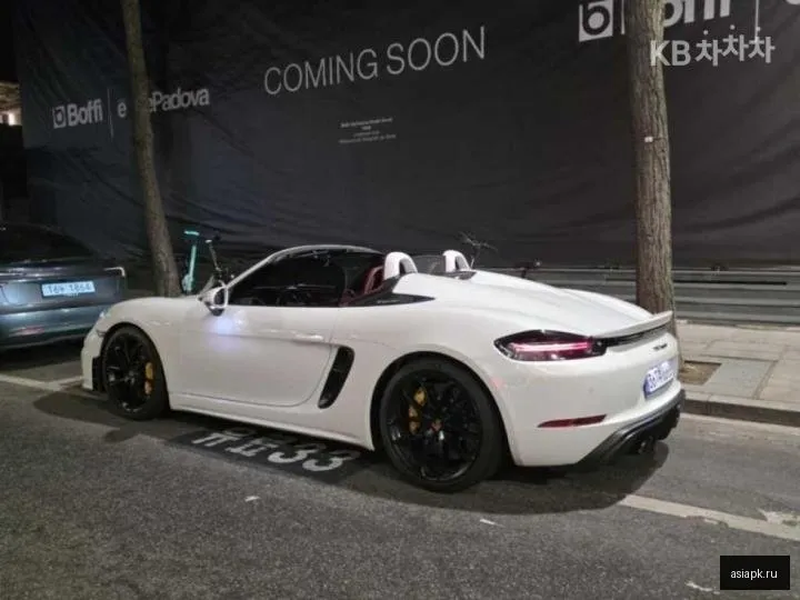 Porsche Boxster 2
