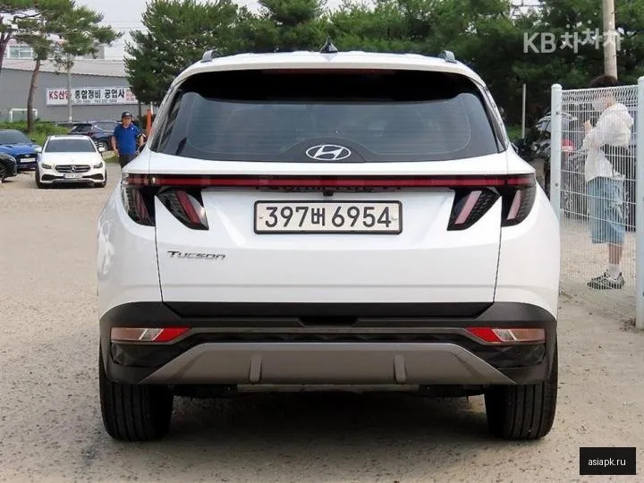 Hyundai Tucson 4